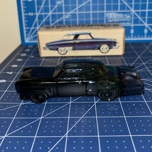 AVON NOVEL DECANTER 51’ STUDEBAKER BLACK